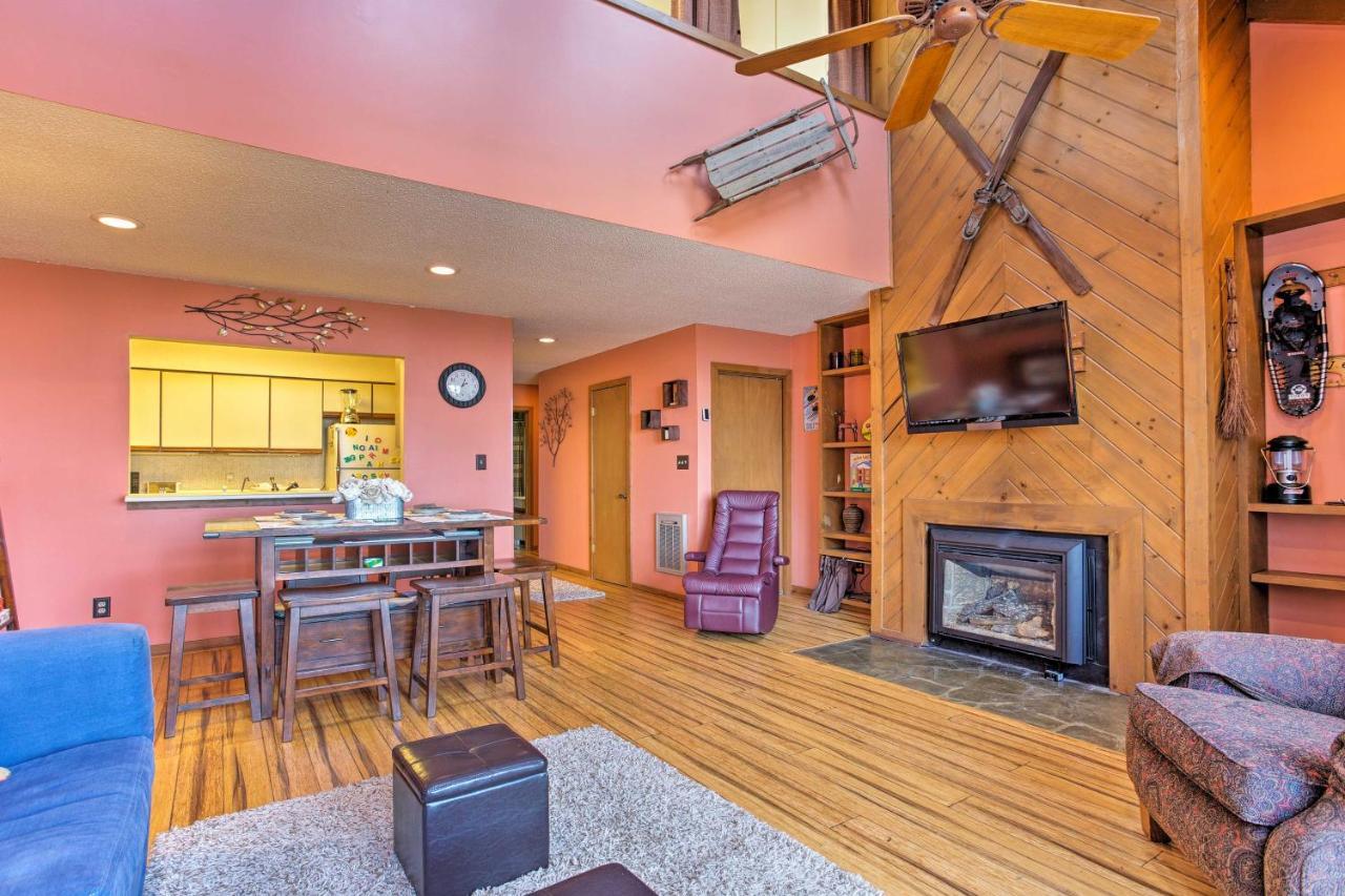 Pet-Friendly Beech Mountain Condo Steps To Slopes Kültér fotó