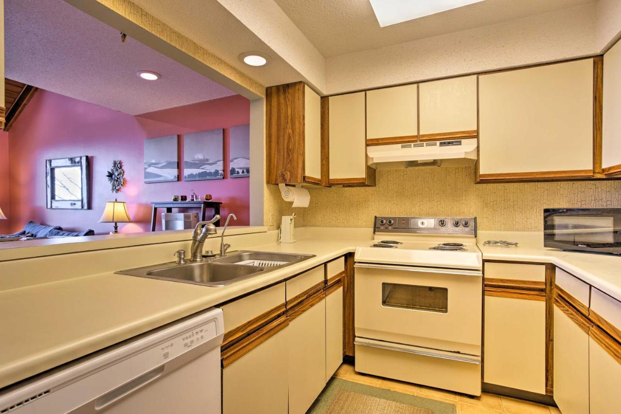 Pet-Friendly Beech Mountain Condo Steps To Slopes Kültér fotó